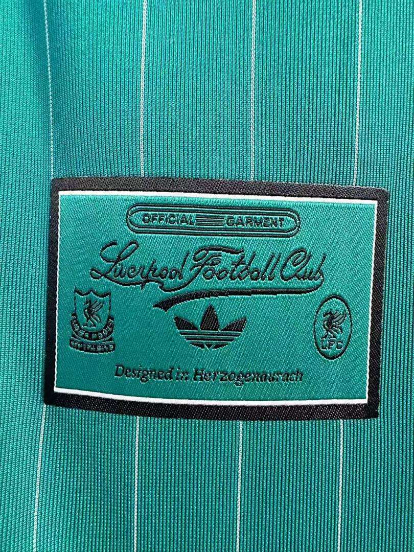 2025-26 Liverpool Green (T-shirt) (640E) — foto 5