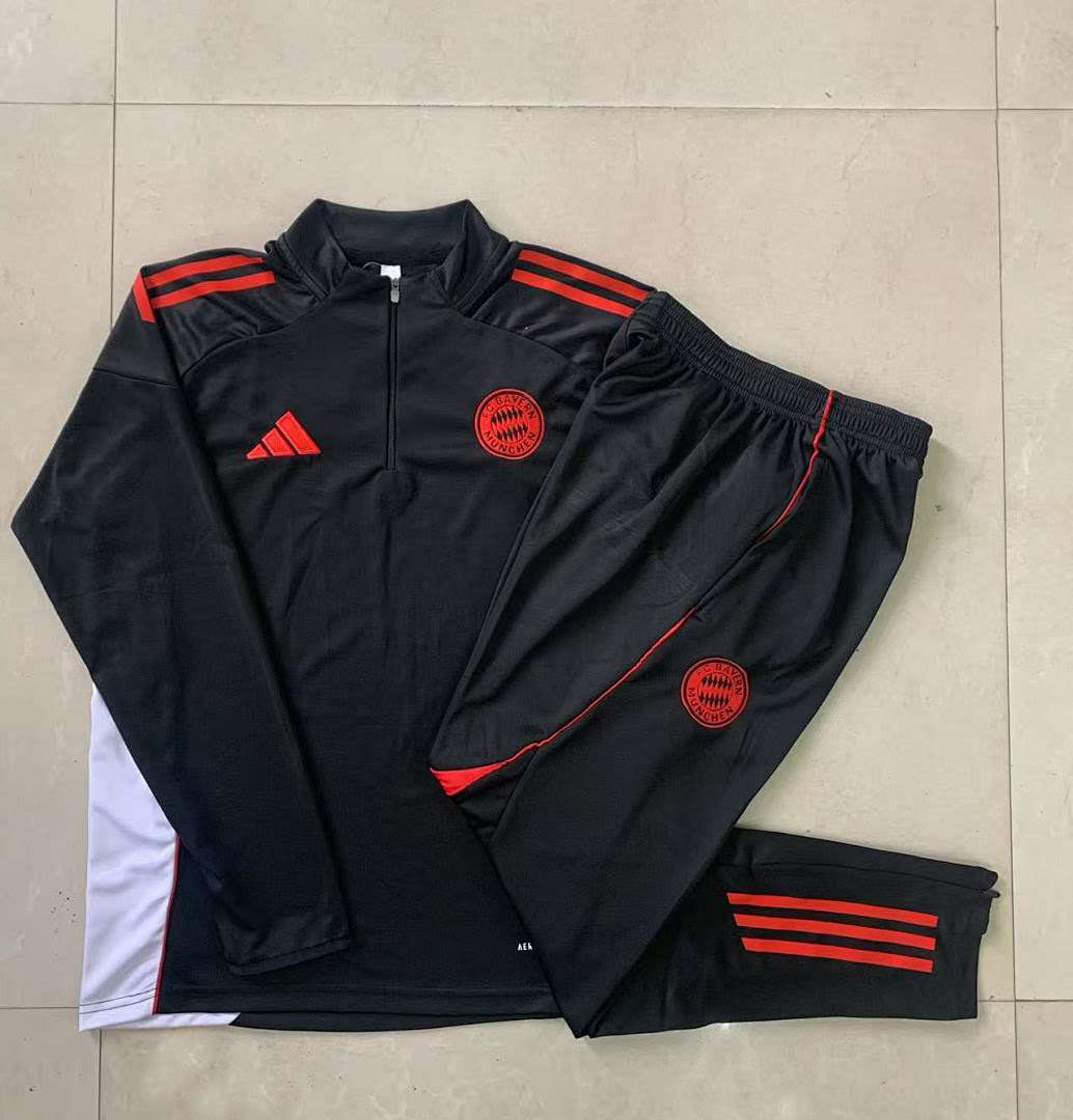 B2553# 2526 Bayern Munich Black Half-Zip Suit S-2XL — foto 3
