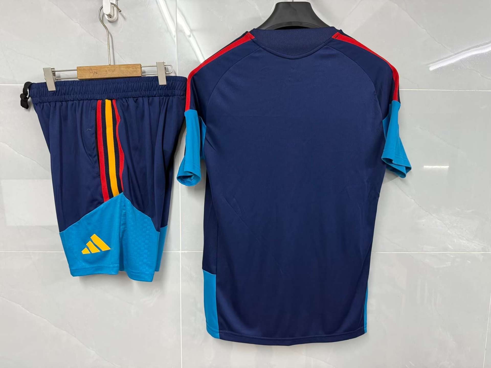 2627 Spanish Black Training Suit Set: Sizes S-3XL — foto 2