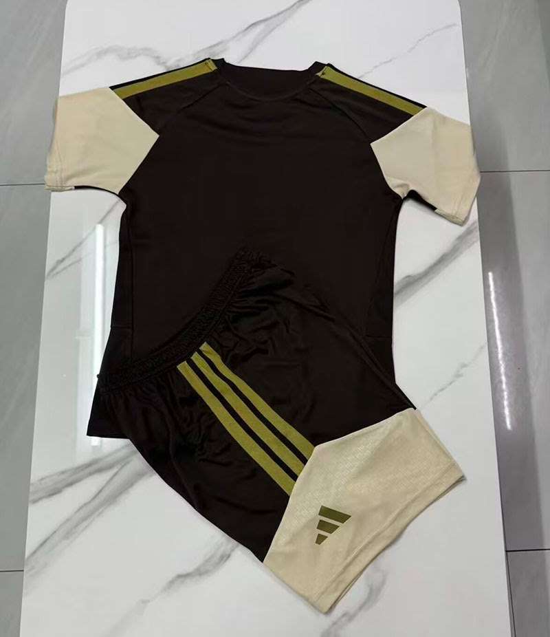 26-27 Flamengo training uniform brown 16-28 — foto 2