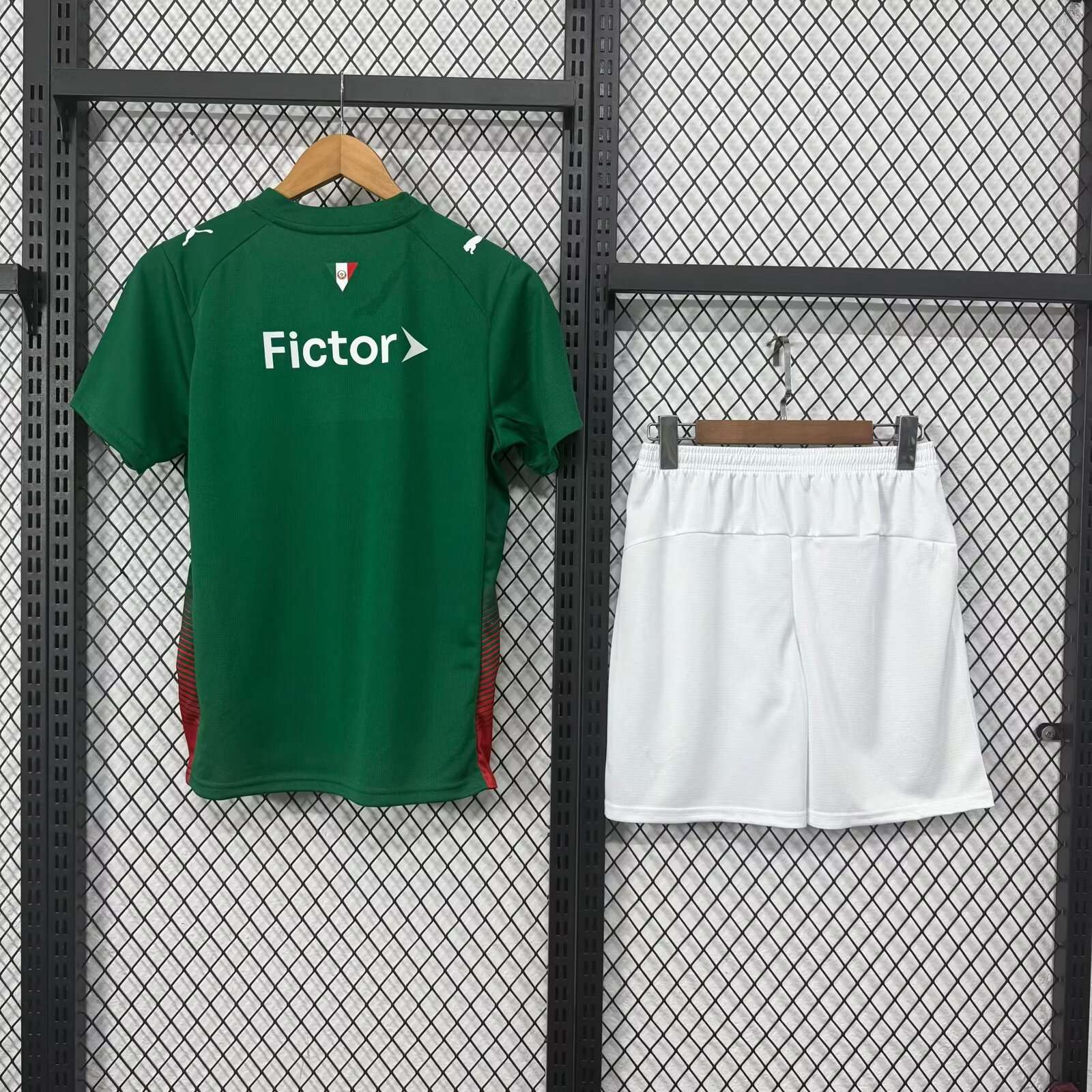 2627 kids Palmeiras Home Jersey 16-18 — foto 2