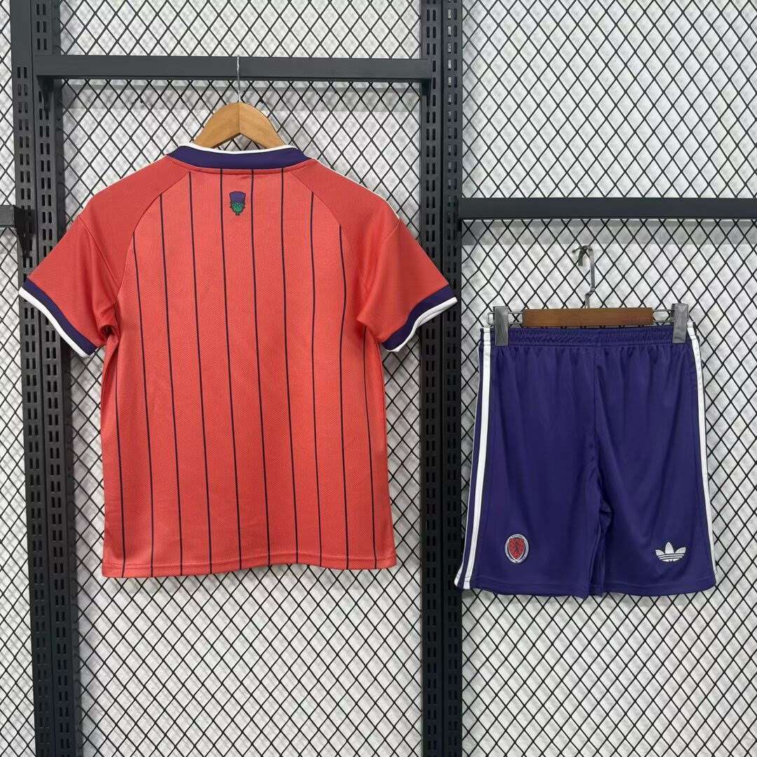 2627 Kids Scotland away 16-28 — foto 2