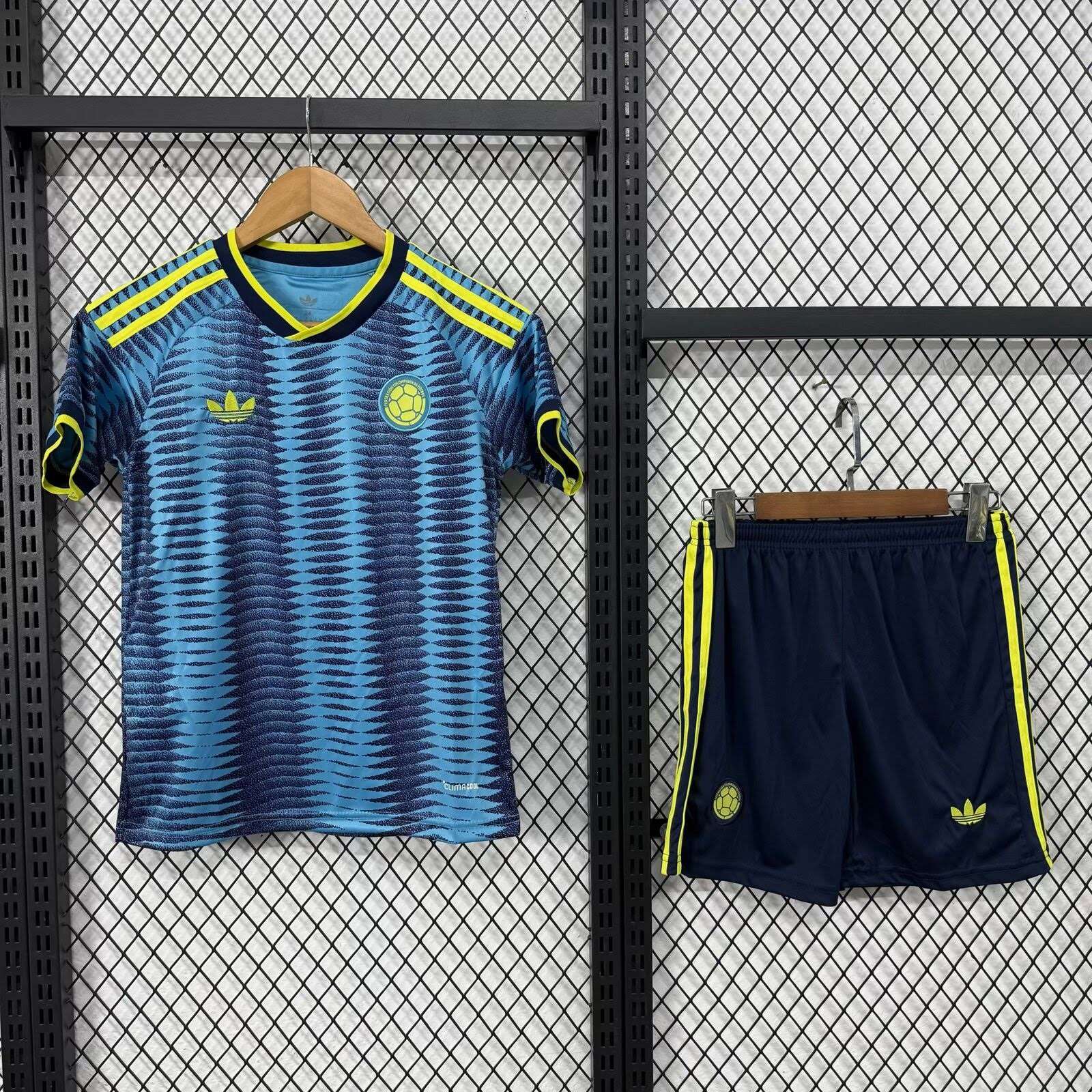 2627 Colombia Away Game Kids 16-28 — foto 1