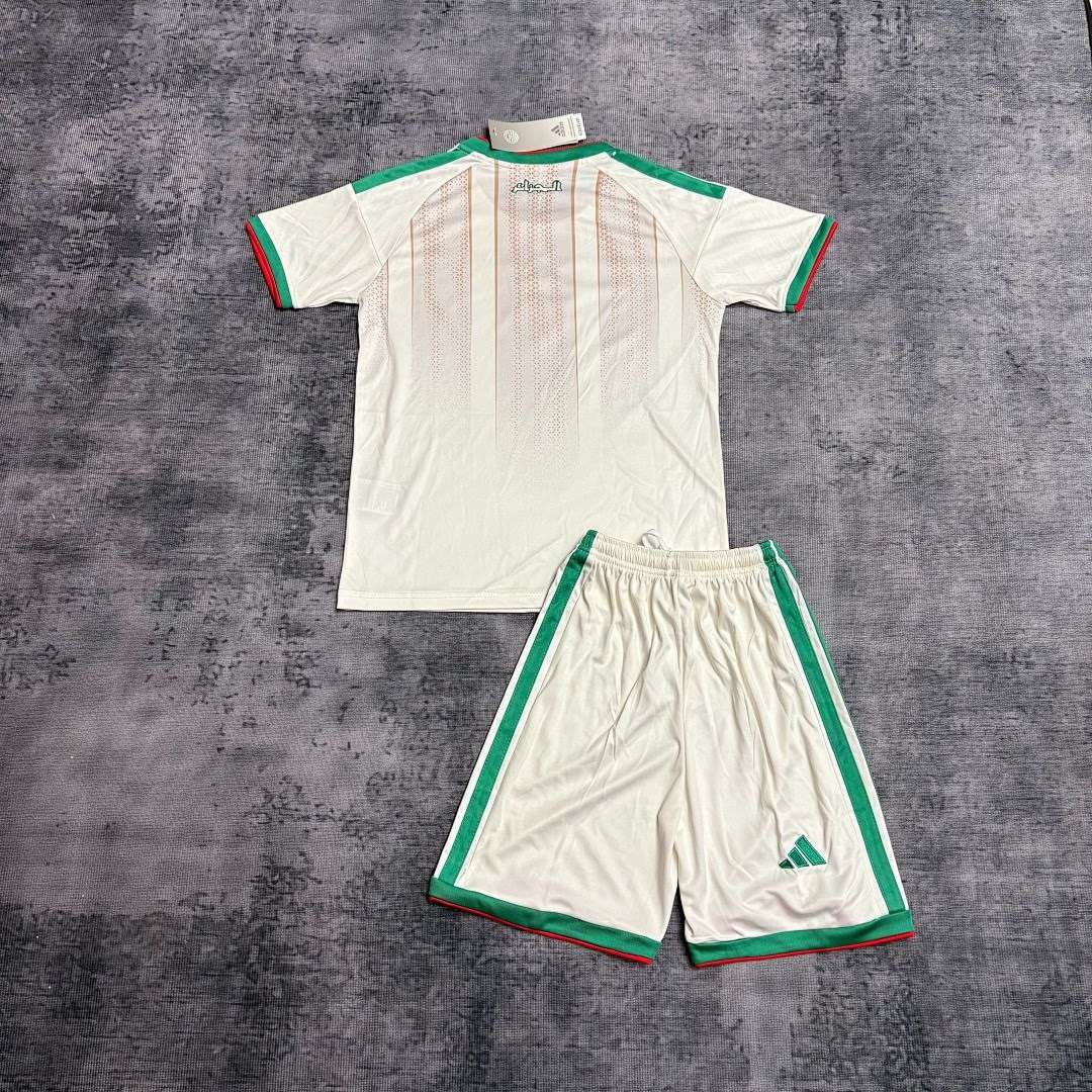 2627 Kids Algeria Home Jersey, sizes 16-28 — foto 2