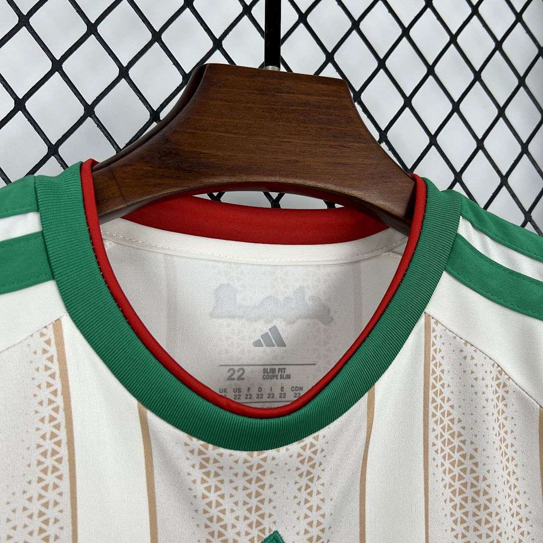 2627 Kids Algeria Home Jersey, sizes 16-28 — foto 3