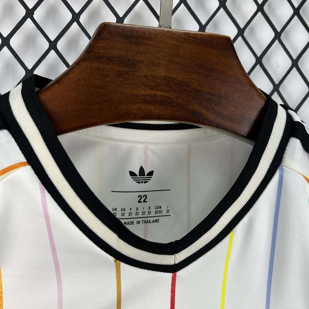 2627 Japan away jersey kids 16-28 — foto 3