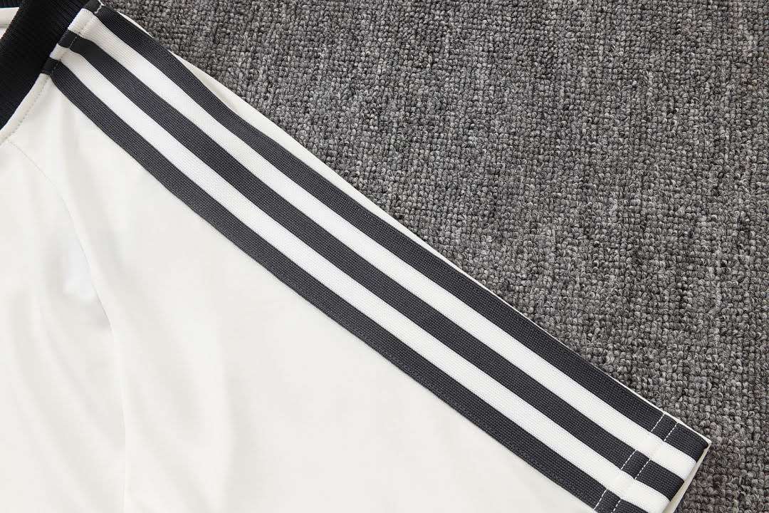 J26052# 2627 Germany Off-white Short-sleeved Suit S-2XL — foto 5