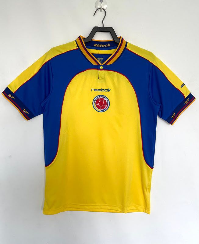 Colombia 2001 Home Retro Soccer Jersey