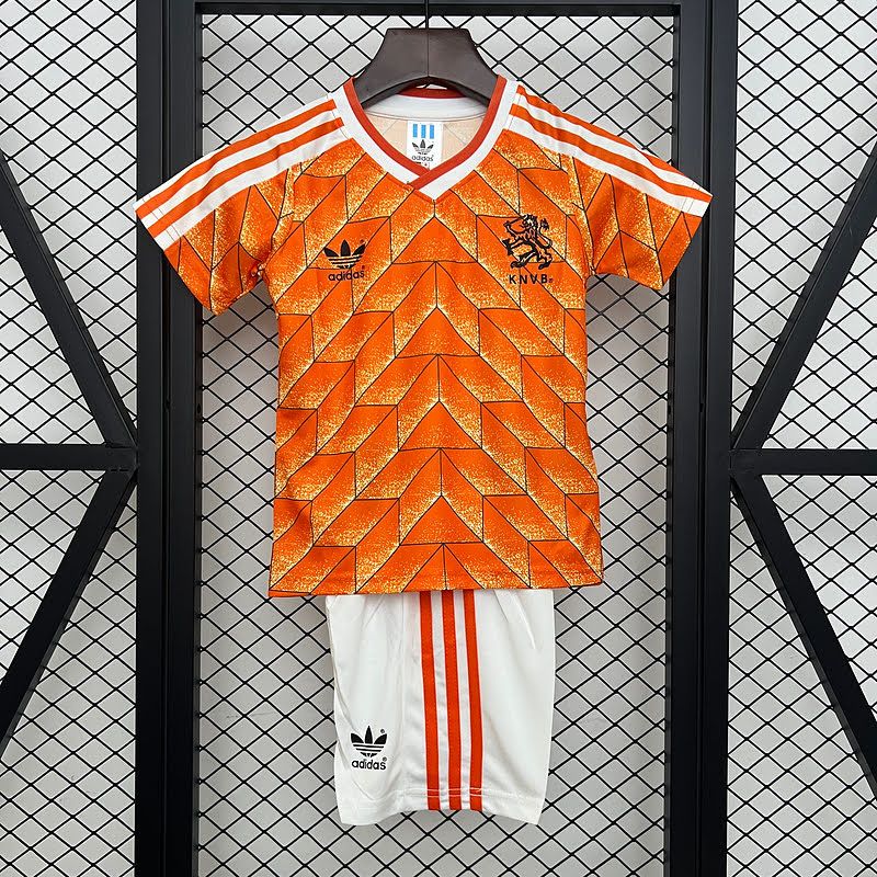 kids Netherlands 1988 home size︰ 16-28