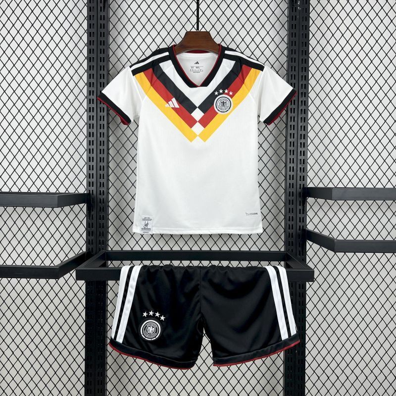 2627 kids Germany home 16-28