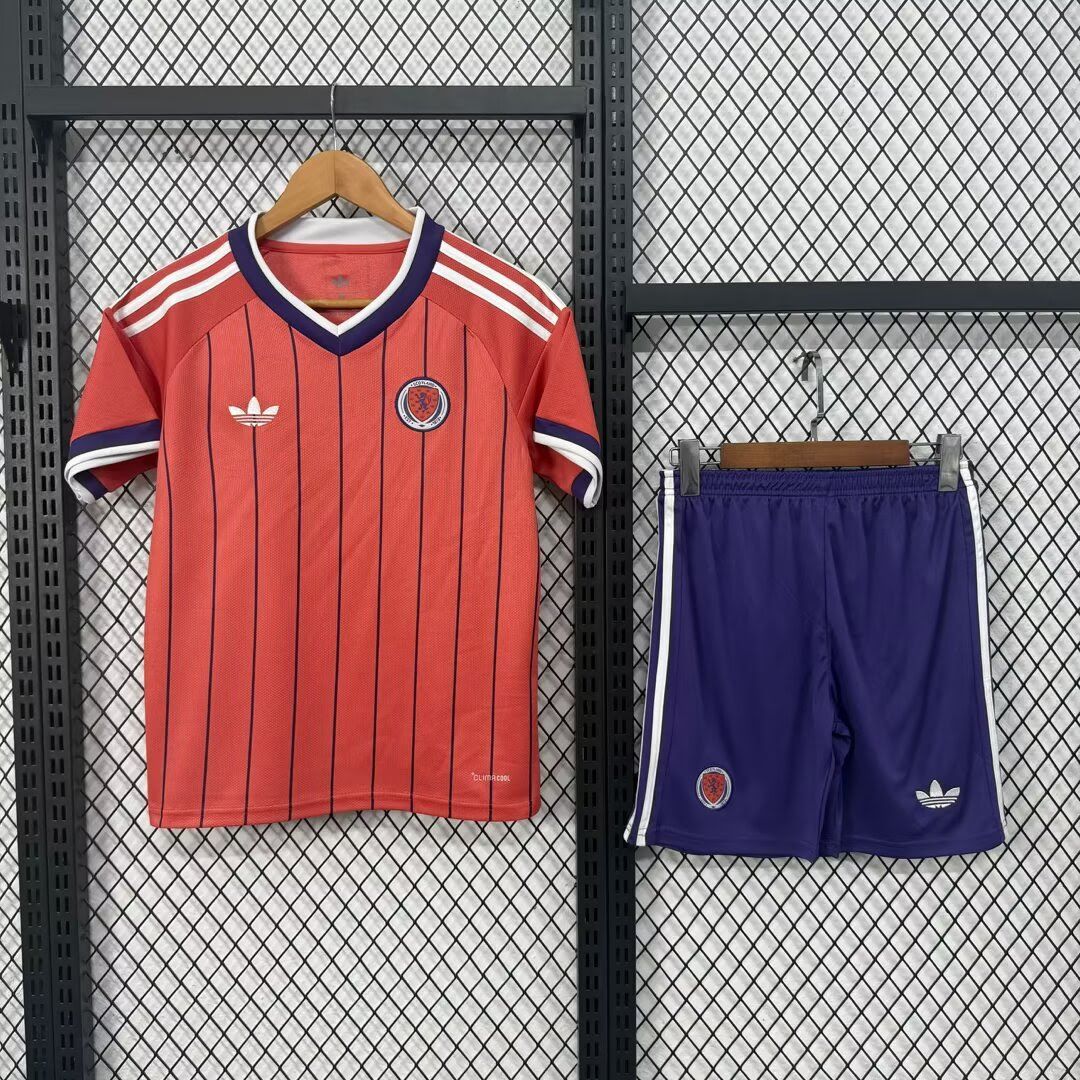 2627 Kids Scotland away 16-28
