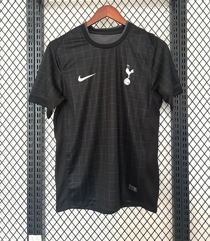Tottenham Hotspur 2025/26 Away S-2XL1