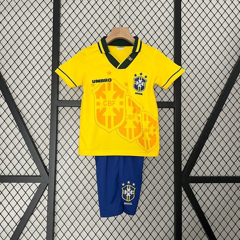 Retro kids Brazil93∕94 home size︰ 16-28