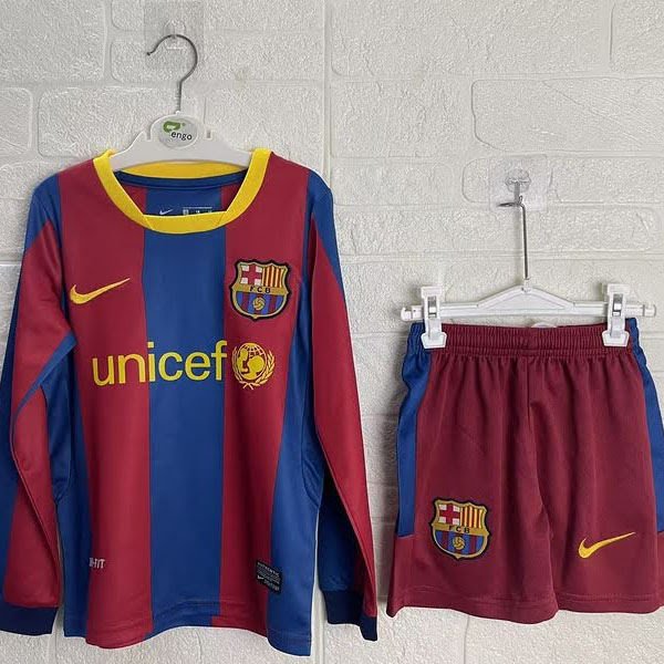 Retro kids Barcelona 10/11 home Long sleeve size︰ 16-28