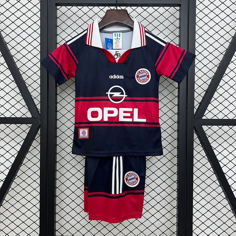 kids Bayern Munich 97∕99 Home size︰ 16-2