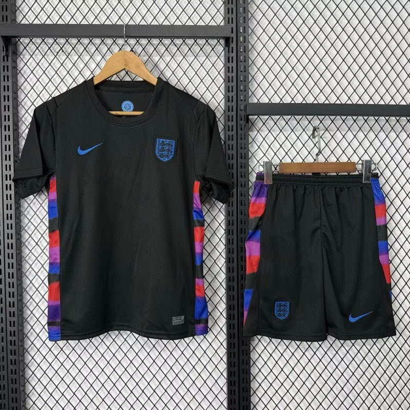 2526 England away kids 16-28