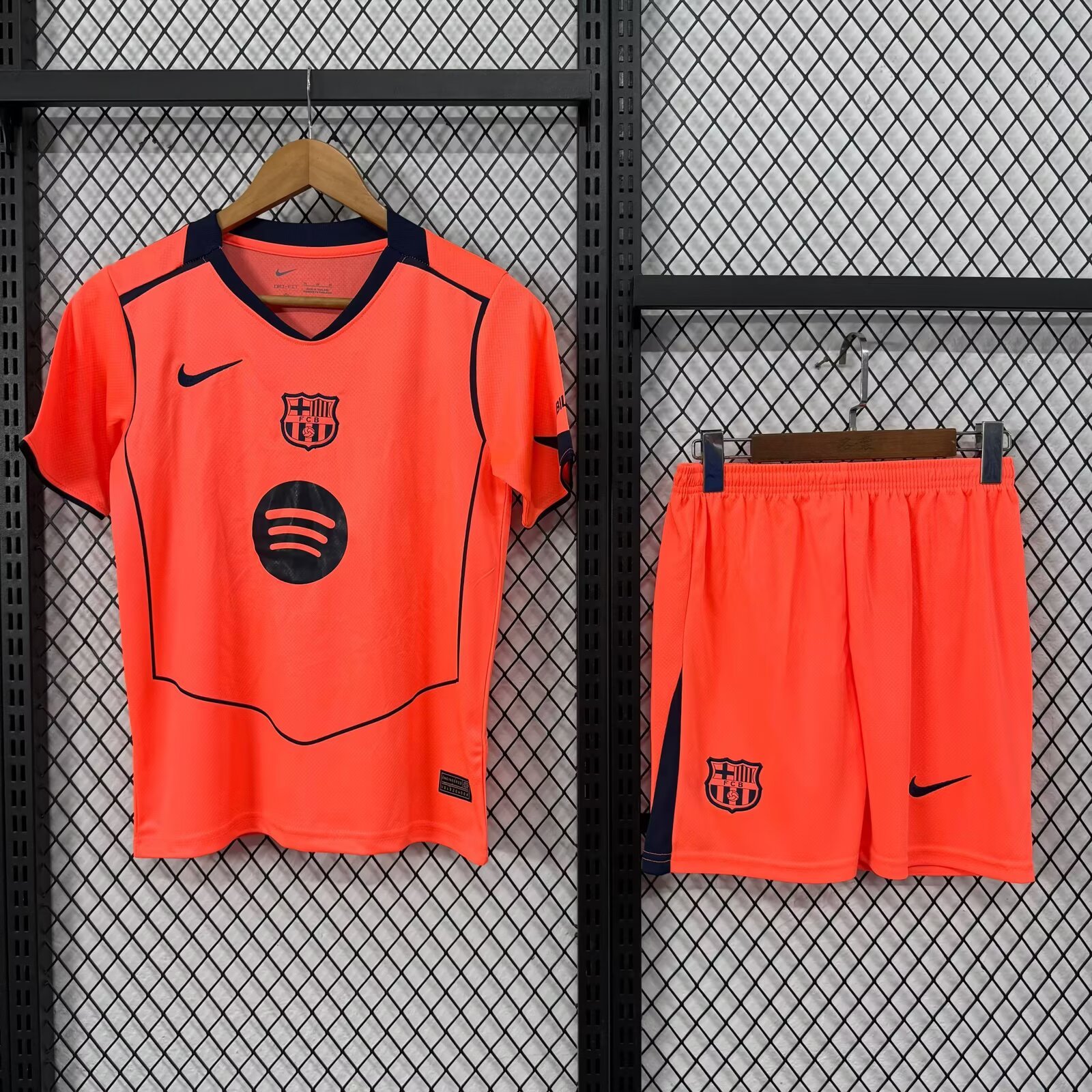 2526 kids Barcelona 2nd away 16-28