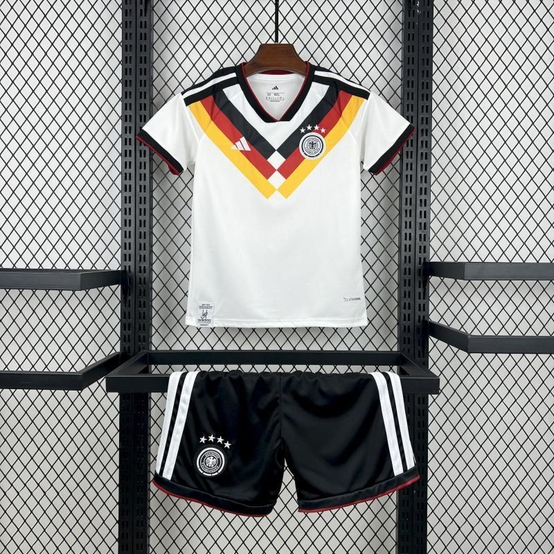 2627 kids Germany home 16-28