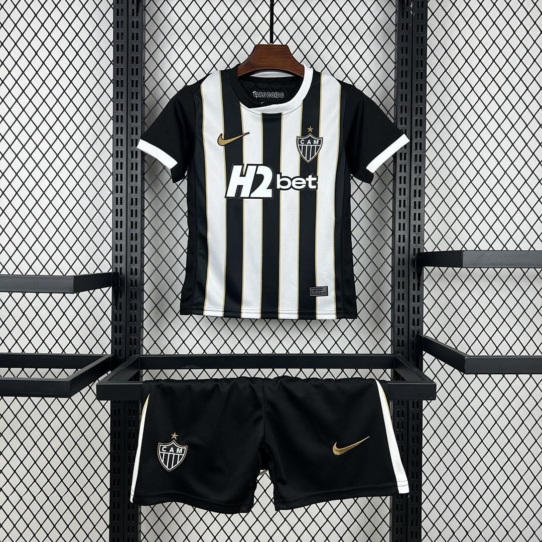 2627 kids Atletico Mineiro home game 16-28