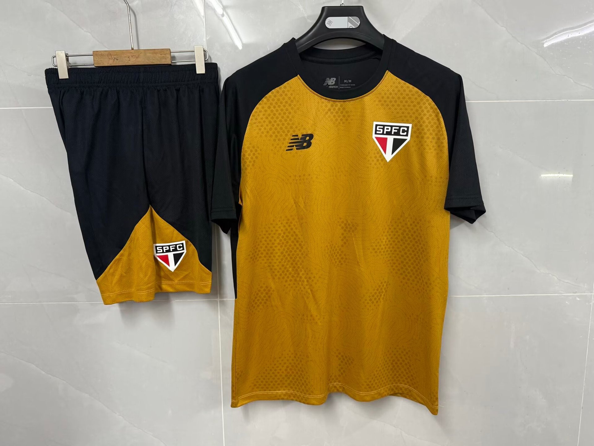 26-27 São Paulo yellow training kit: S-4XL